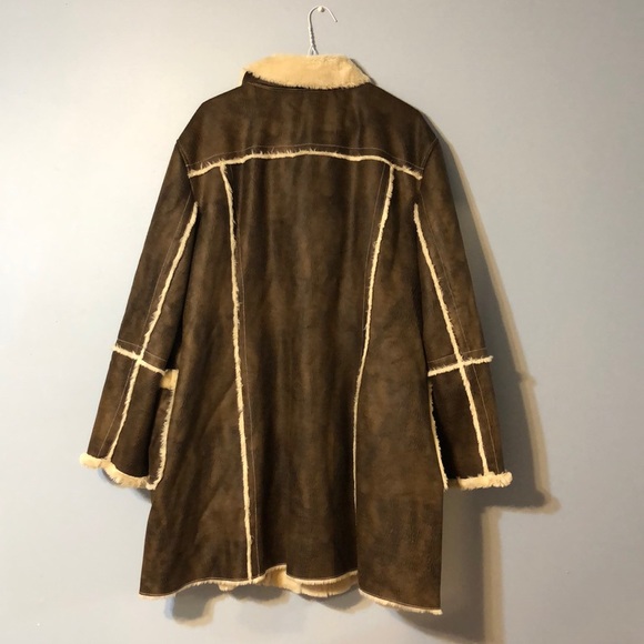 JONES NEW YORK fur shearling coat - Picture 2 of 2